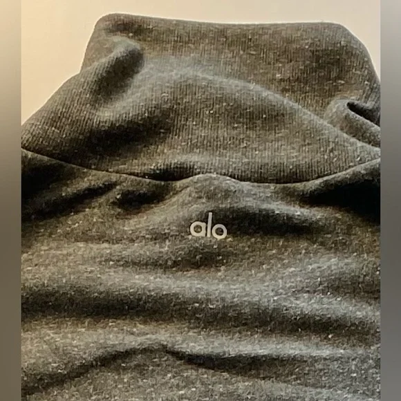 Alo Yoga Clarity Long Sleeve  Anthracite  Heather Large - Picture 6 of 9